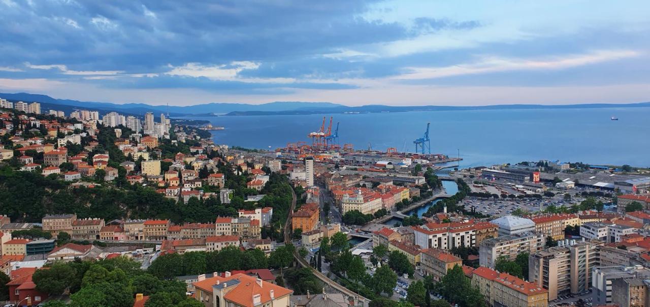 City Lights Penthouse Rijeka Exterior foto
